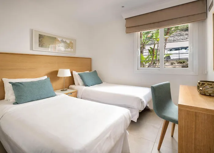 Lägenhet Beautiful With Stunning Sea Views, Perfect For Relaxation Fuengirola