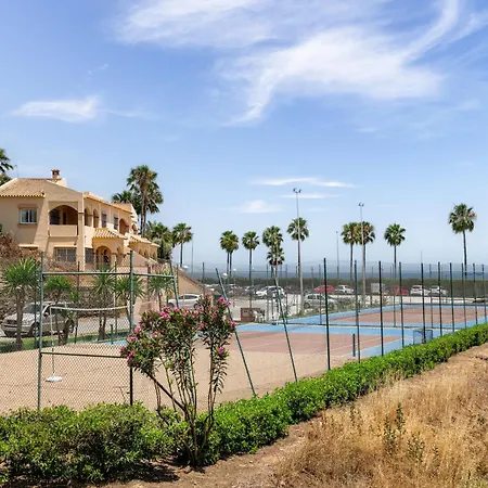 Beautiful With Stunning Sea Views, Perfect For Relaxation *